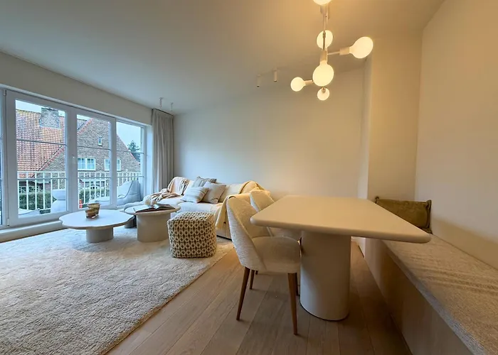 De Luxe Dans Le Centre De Pour 4 By La Conciergerie * Knokke-Heist